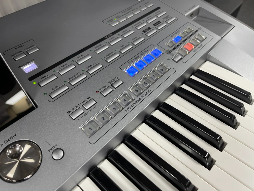 Thumbnail 10